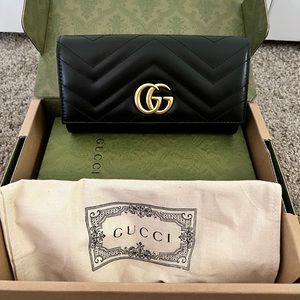 Gucci Marmont Continental Wallet